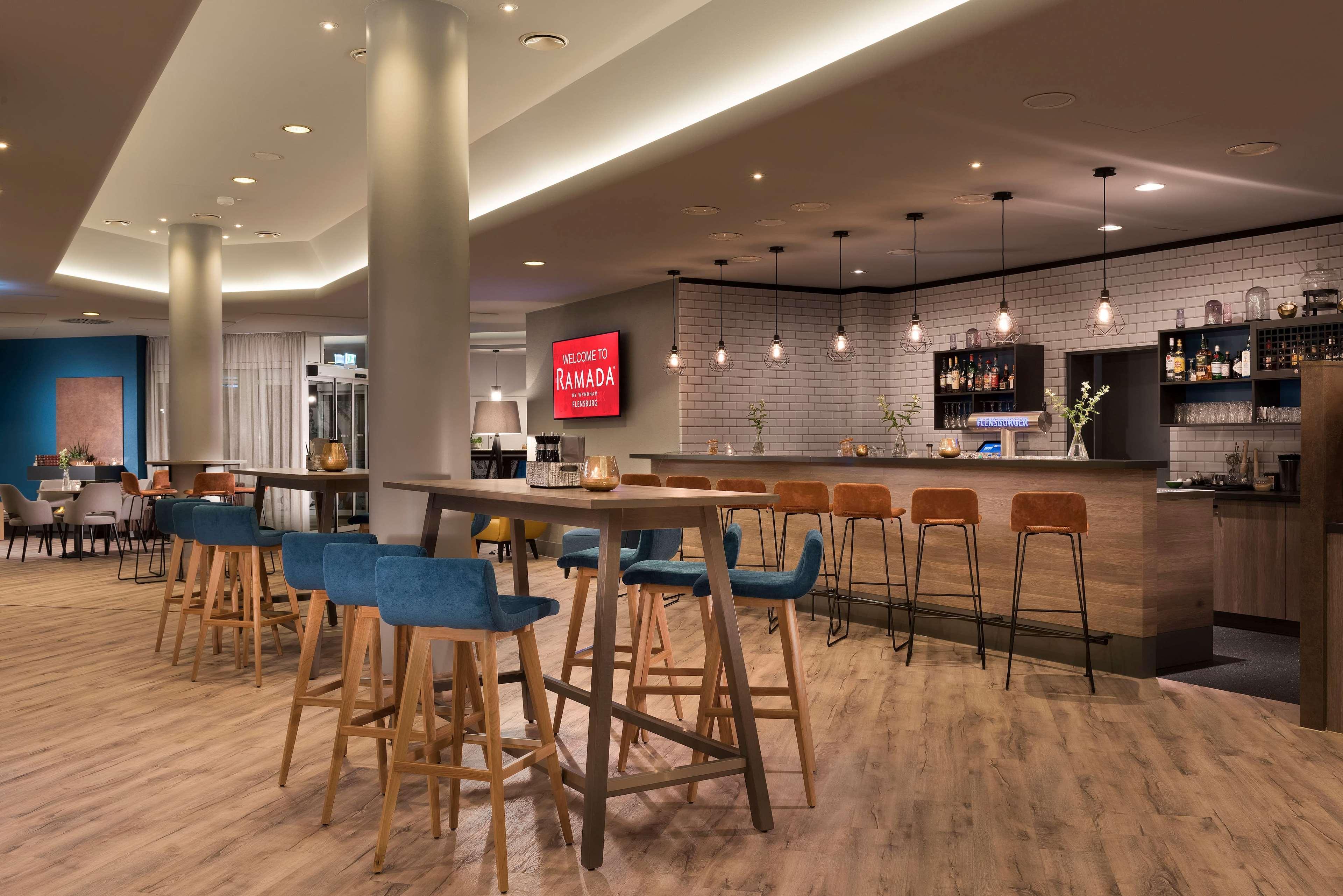 Ramada By Wyndham Flensburg City Екстериор снимка