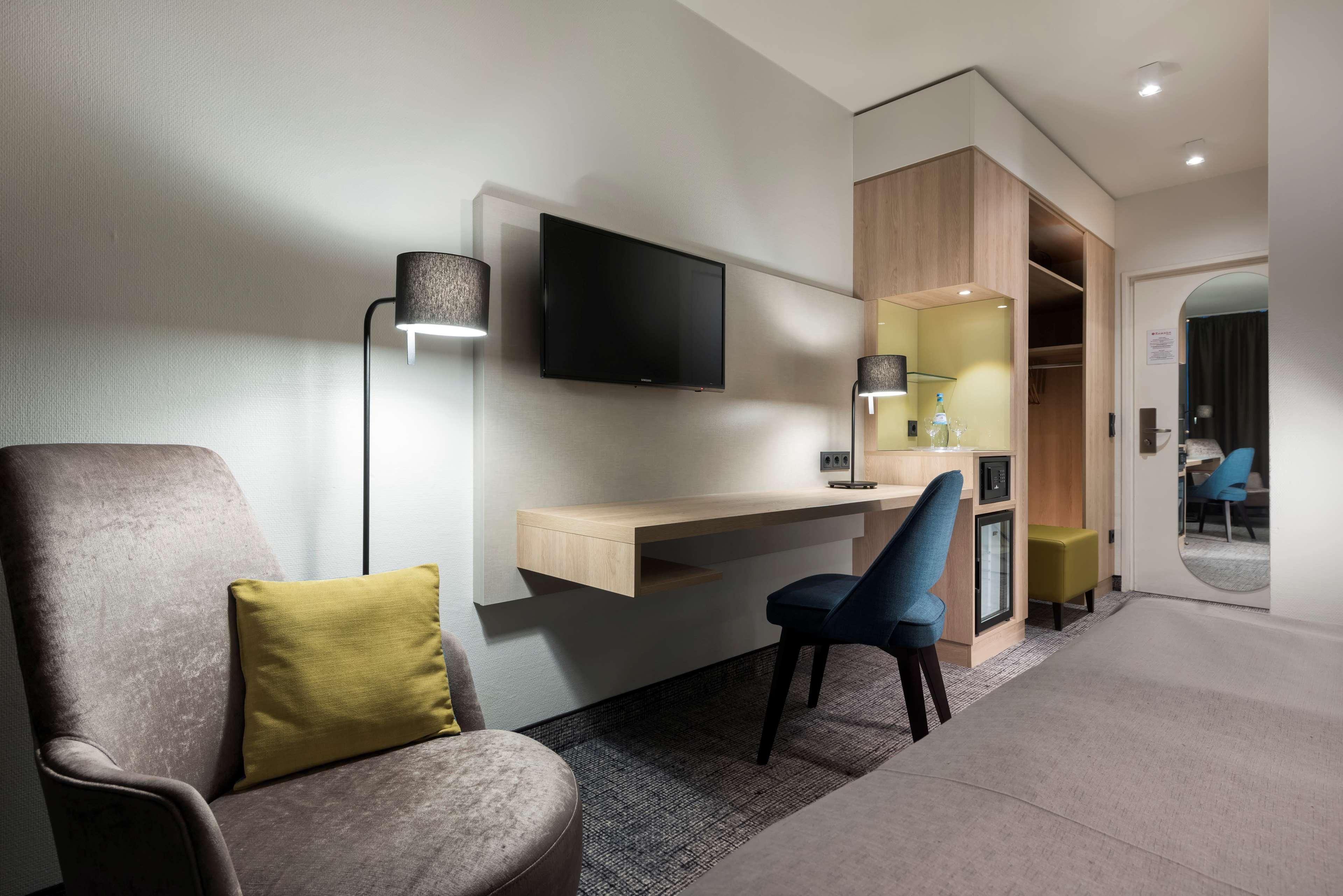 Ramada By Wyndham Flensburg City Екстериор снимка