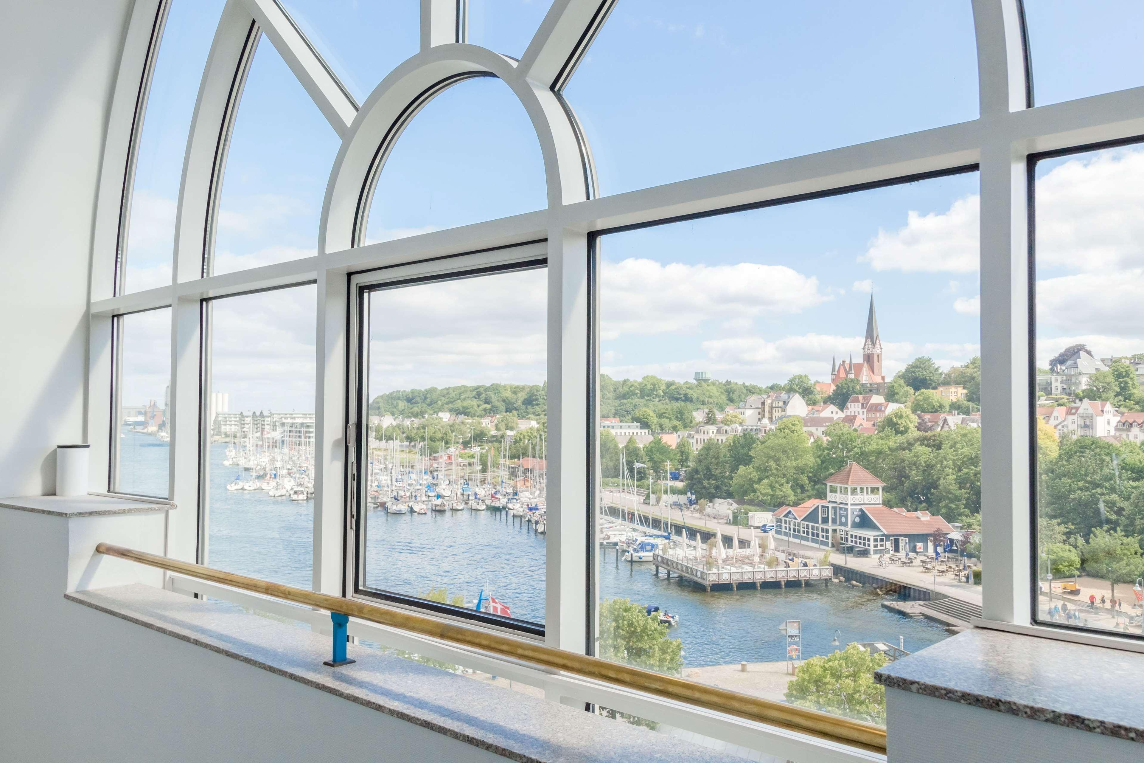 Ramada By Wyndham Flensburg City Екстериор снимка
