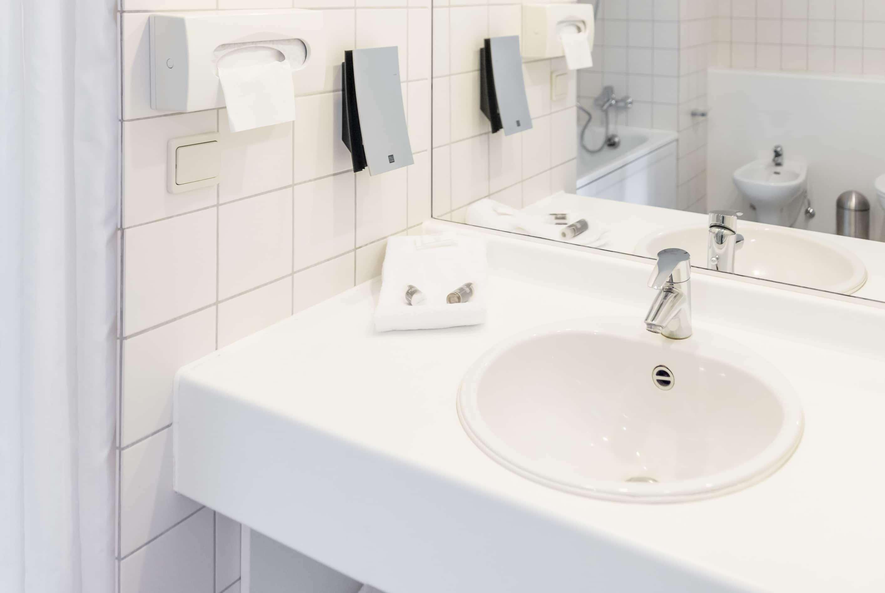 Ramada By Wyndham Flensburg City Екстериор снимка