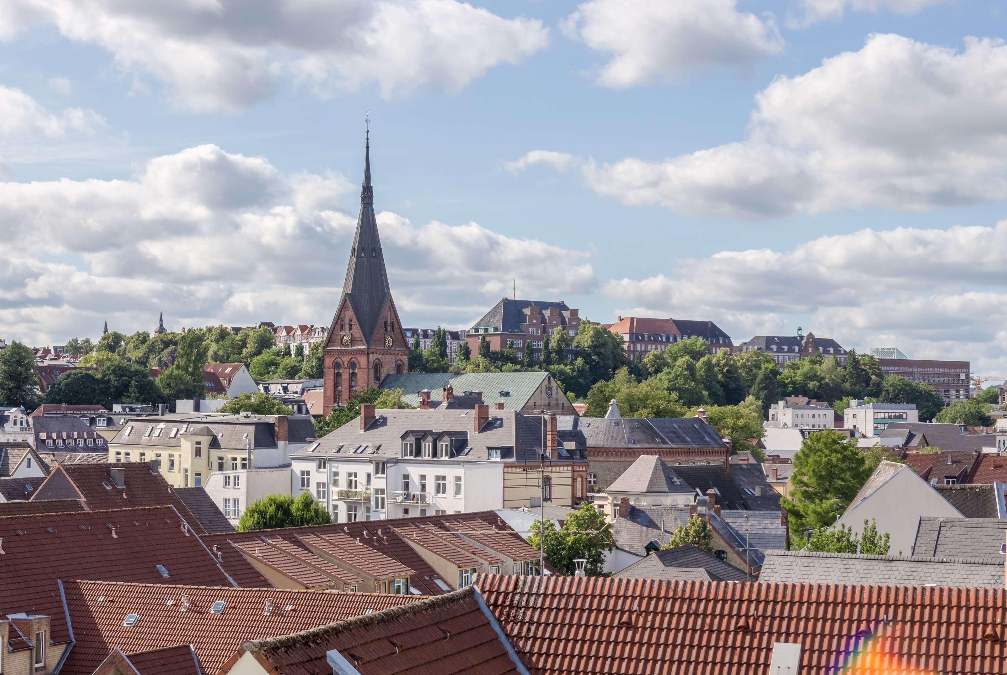 Ramada By Wyndham Flensburg City Екстериор снимка