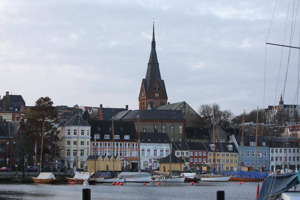 Ramada By Wyndham Flensburg City Екстериор снимка