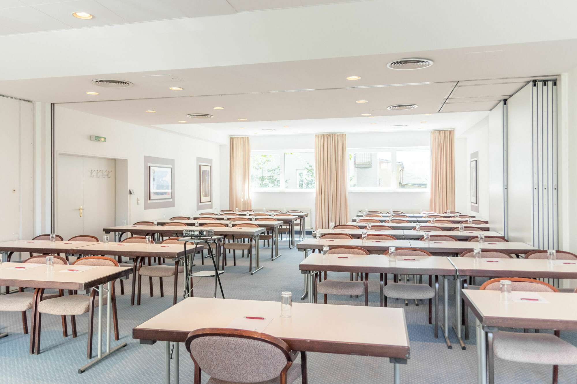 Ramada By Wyndham Flensburg City Екстериор снимка