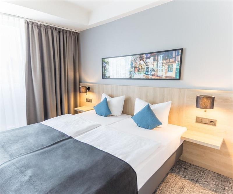 Ramada By Wyndham Flensburg City Екстериор снимка